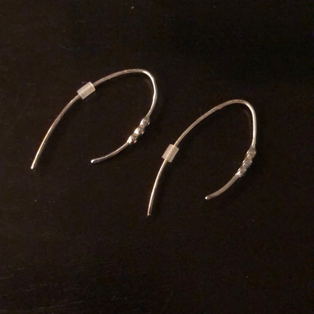 Stella & Dot Ada Wire earrings